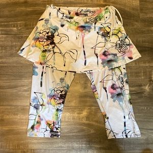 Eleven by Venus Williams - matching capri leggings with skirt